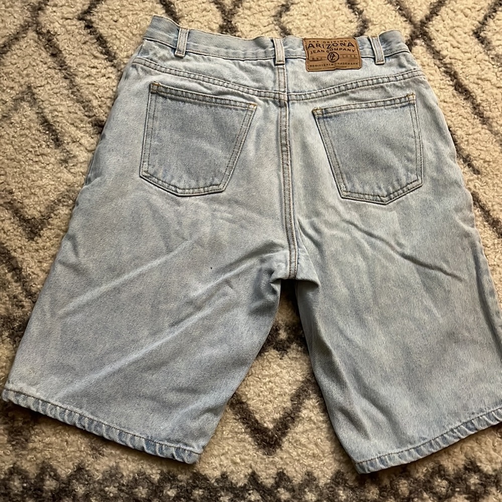 Arizona Jean Company Light Blue Jean Shorts - Picture 4 of 6